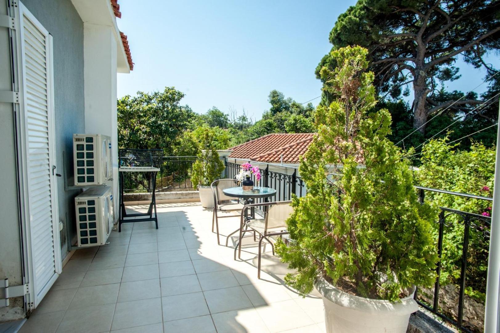 Gravanis Ir Home Peszáda Kültér fotó